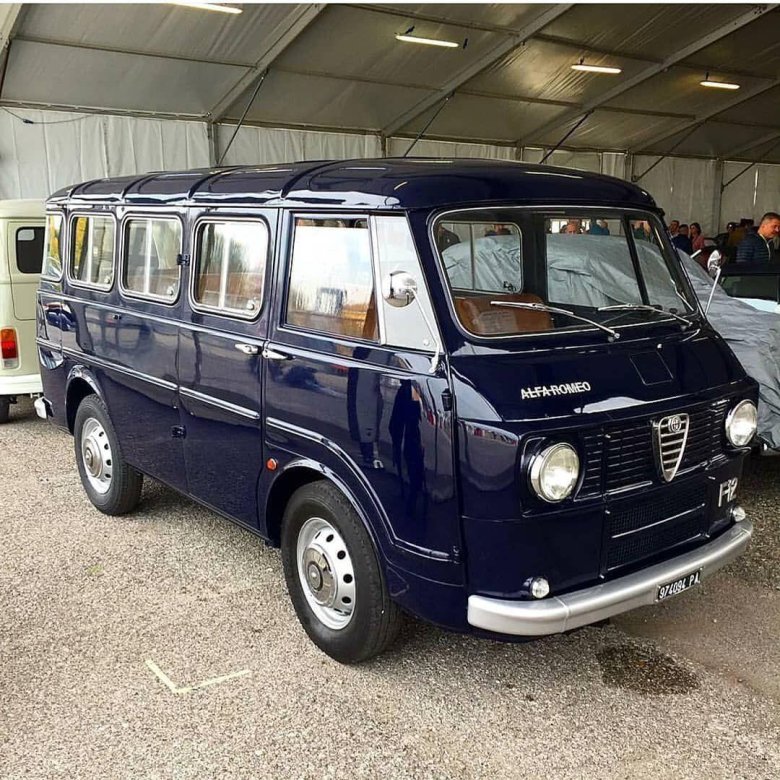 Фургон Альфа Ромео