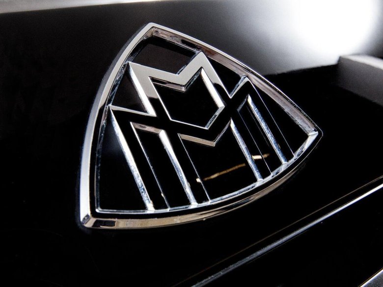 Майбах значок