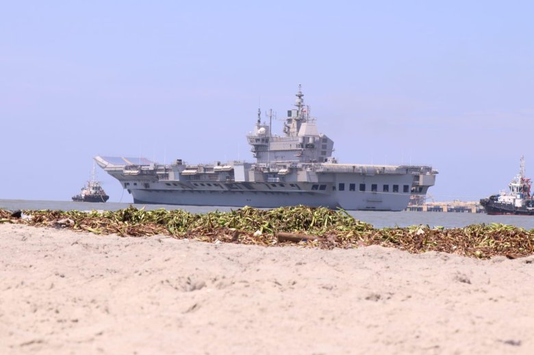 Викрант авианосец, 1945