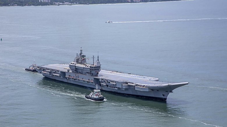 Авианосец рф