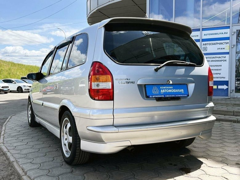 Subaru traviq 2001