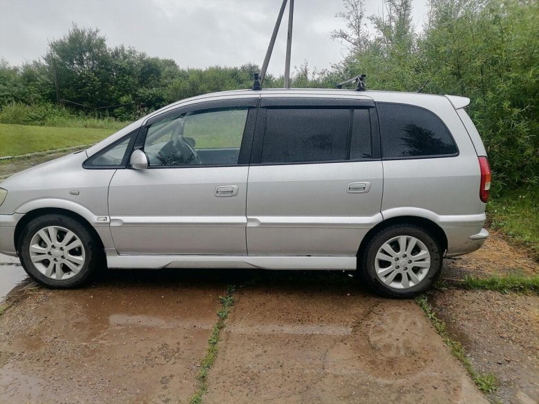 Субару травик 2002