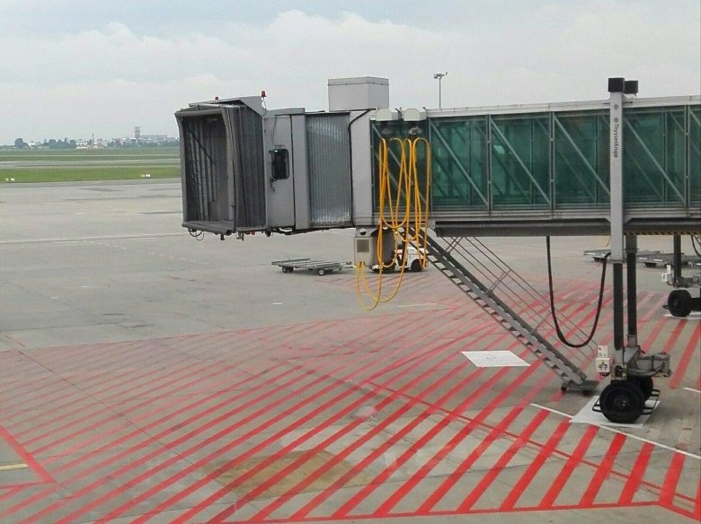 Телескопический трап Шереметьево