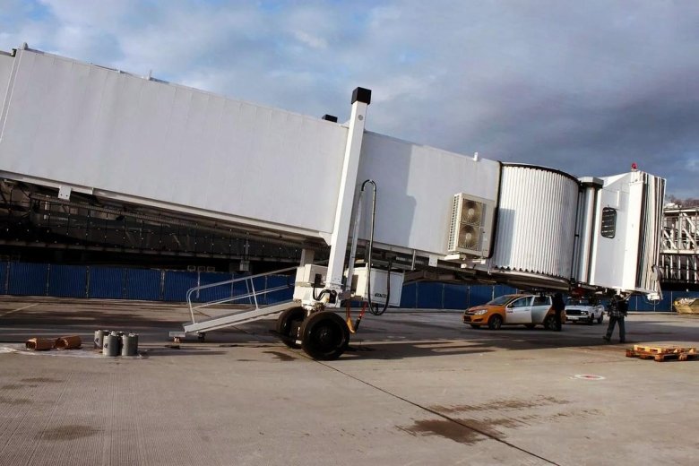 Телескопический трап Шереметьево