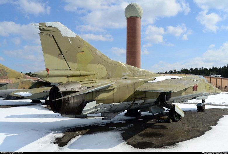 Истребитель миг 23