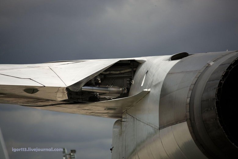 Белый лебедь самолет ту 160