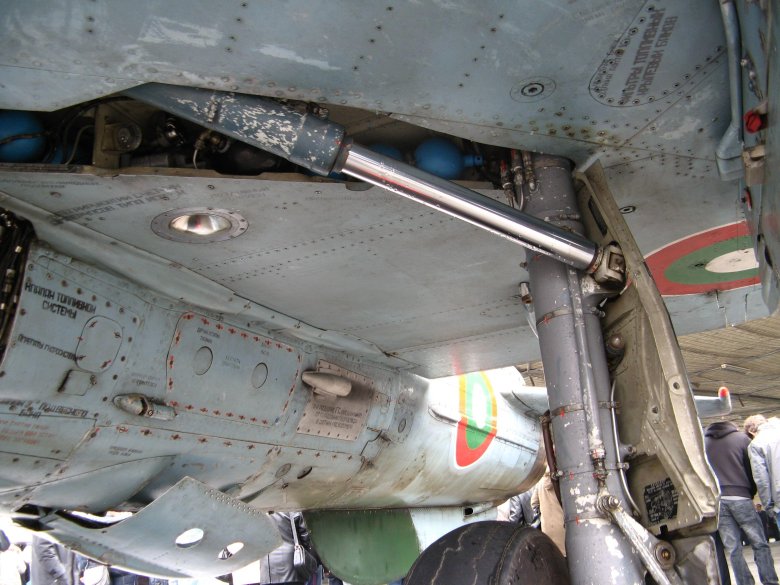 Самолет миг-21бис