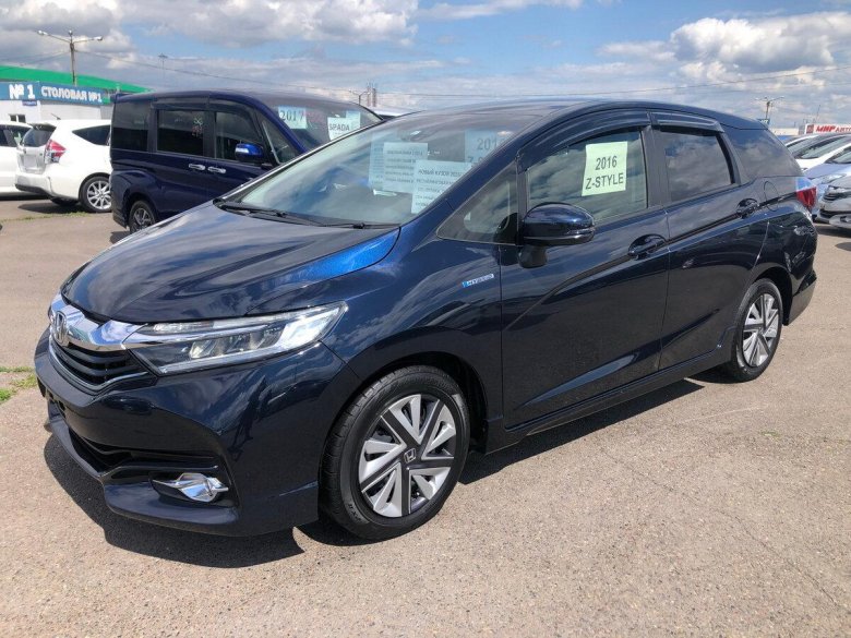Хонда Шатл 2016