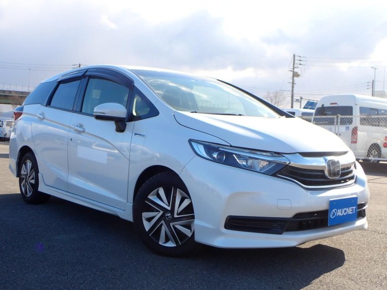 Honda shuttle hybrid 2016