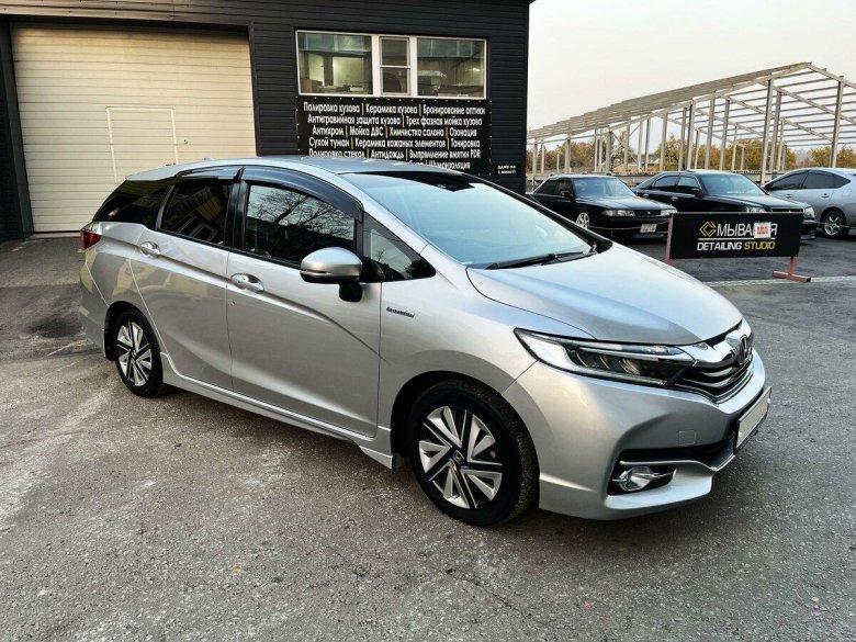 Хонда шаттл гибрид 2015