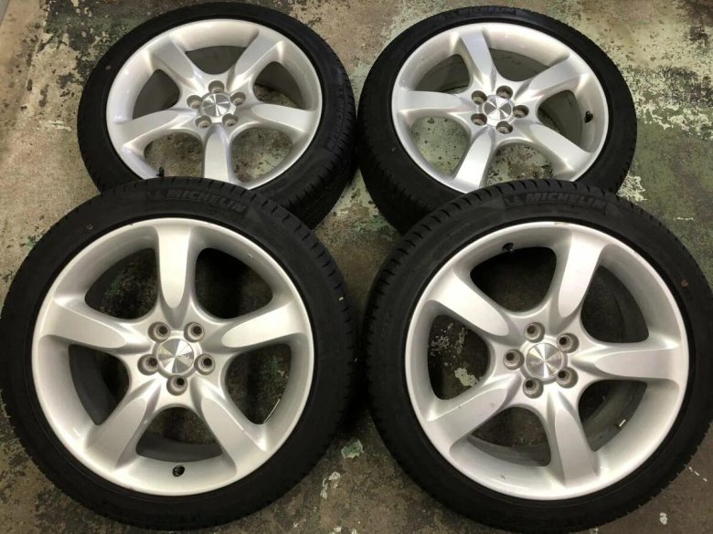 Subaru Legacy диски r17
