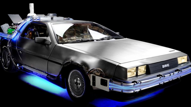DELOREAN DMC-12 назад в будущее