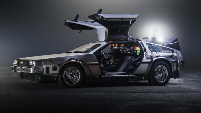 Delorean dmc 12 назад в будущее