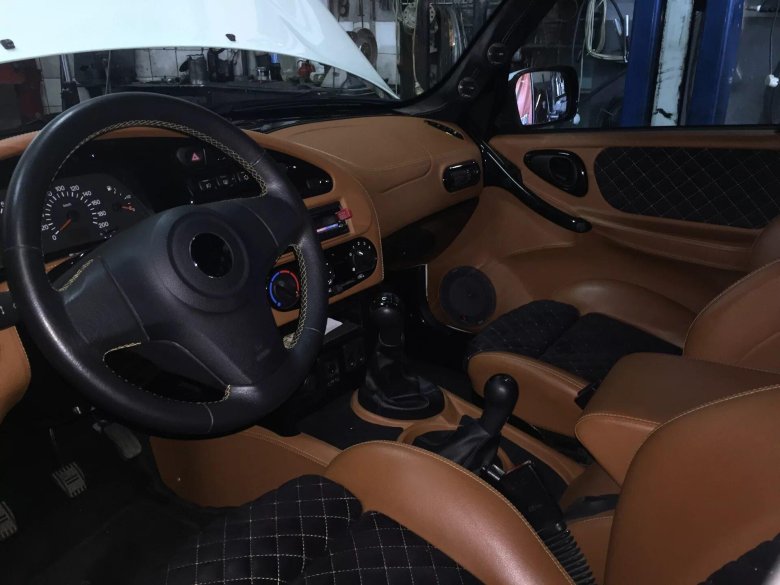 Niva Chevrolet 2123 салон