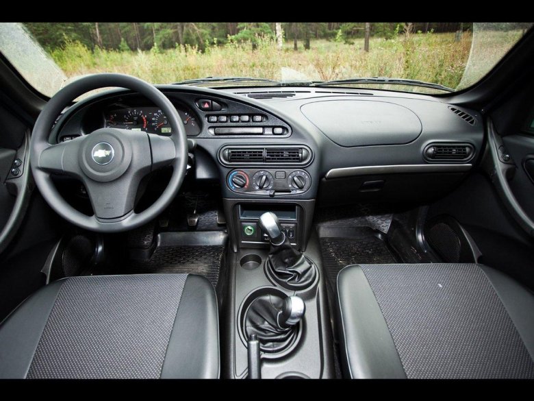 Chevrolet Niva 2009 салон