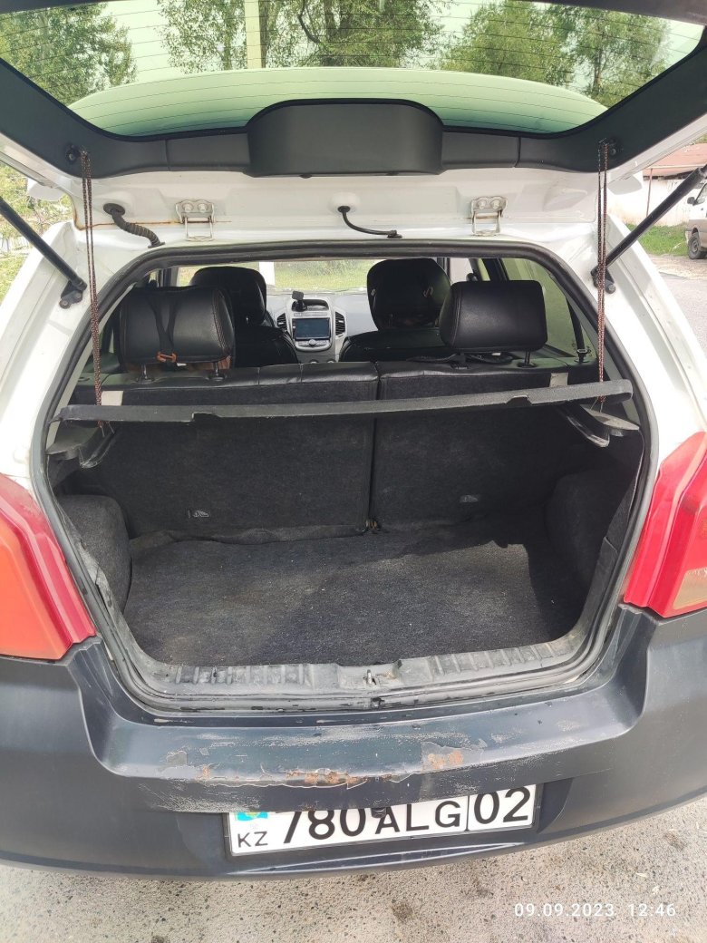 Багажник geely mk