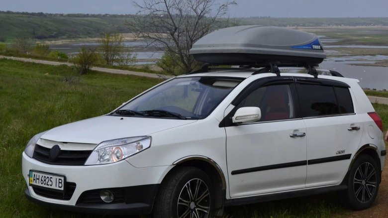 Багажник на крышу джили мк кросс