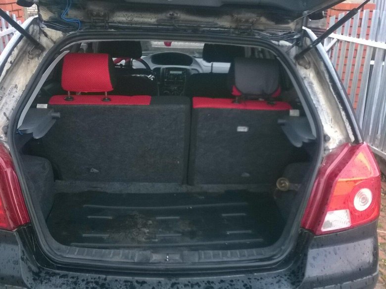 Geely MK Cross, 2013 багажник