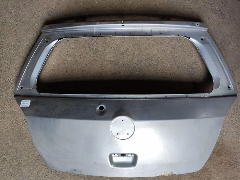 Крышка багажника Geely