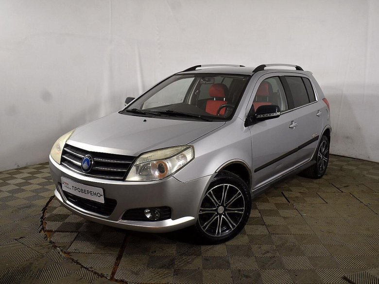 Geely MK Cross 1.5