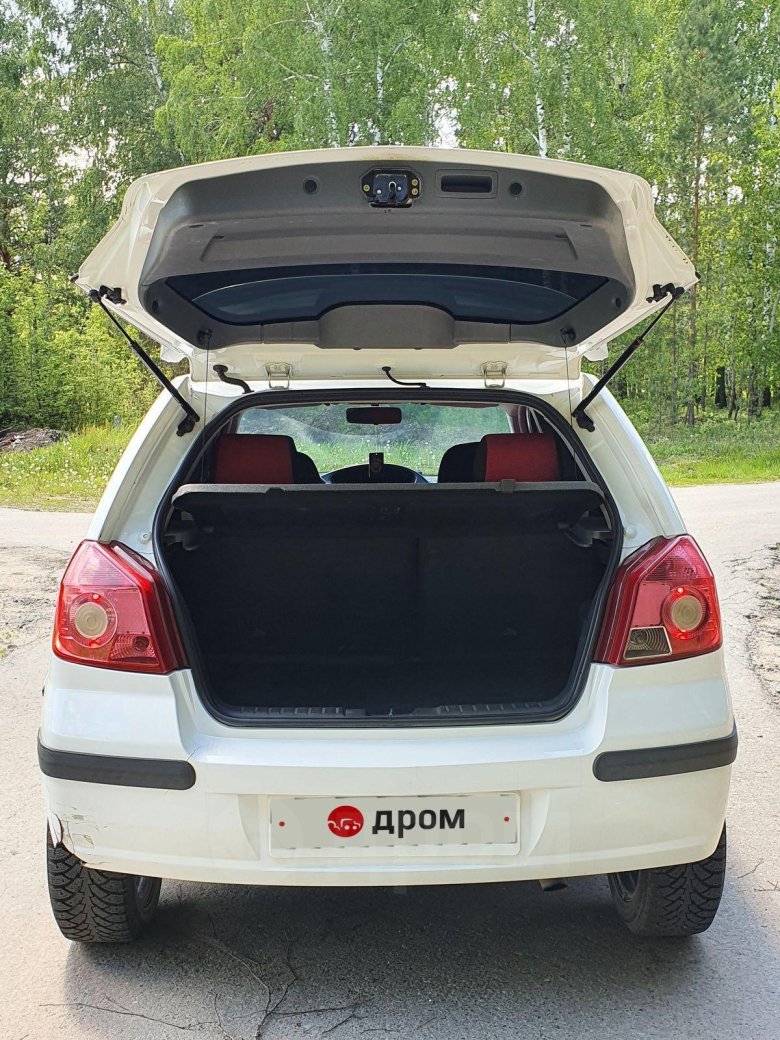 Полка багажника Джили МК кросс