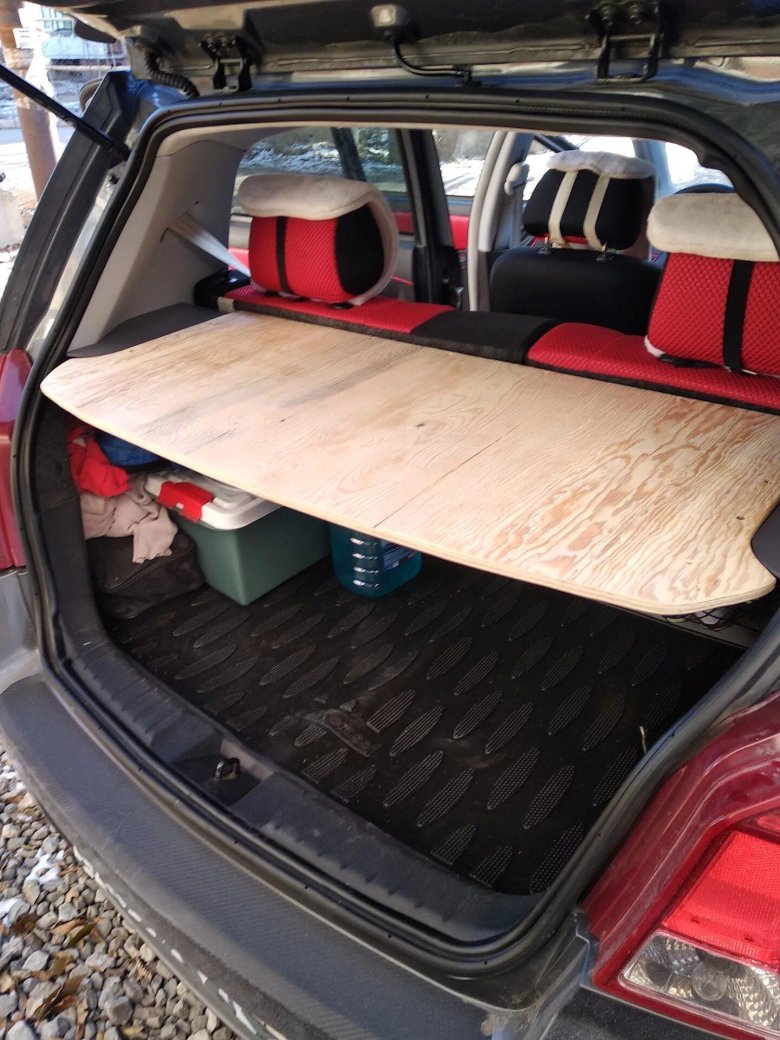 Полка багажника Geely MK Cross