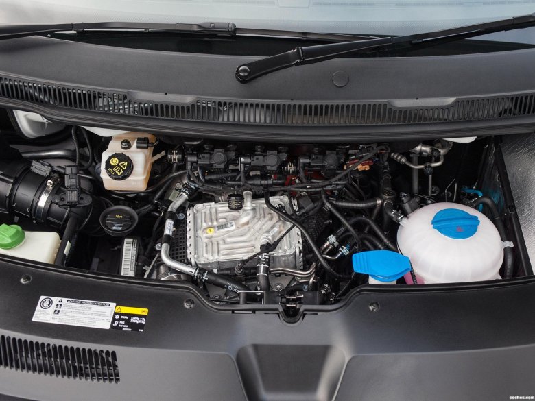 Моторный отсек Фольксваген Каравелла т5