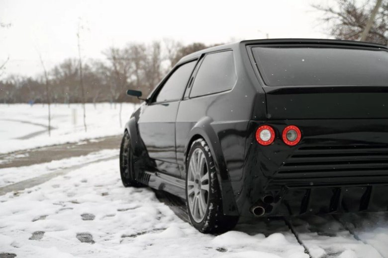 ВАЗ 2108 чёрная акула