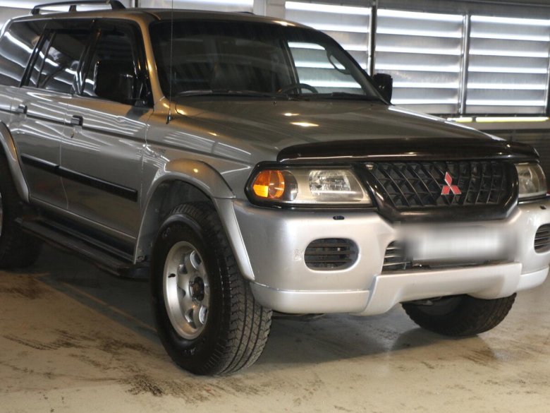 Мицубиси Монтеро спорт 2003 г.в.