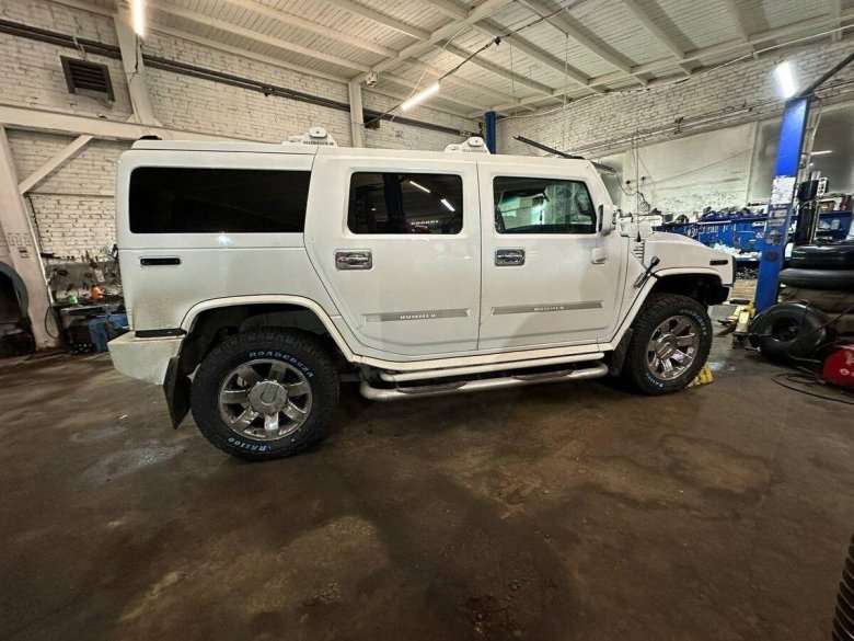 Машина hummer