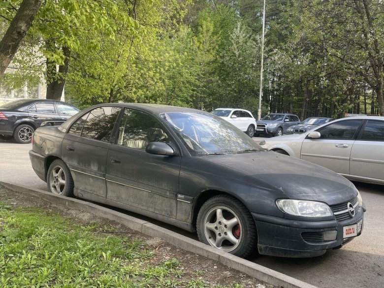 Opel omega 1998