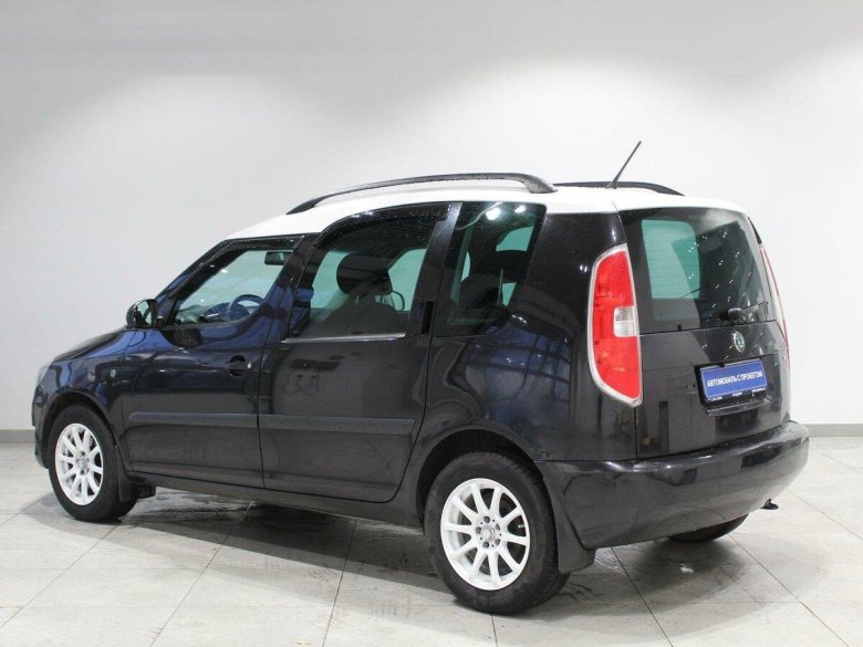 Skoda Roomster 2011 черная
