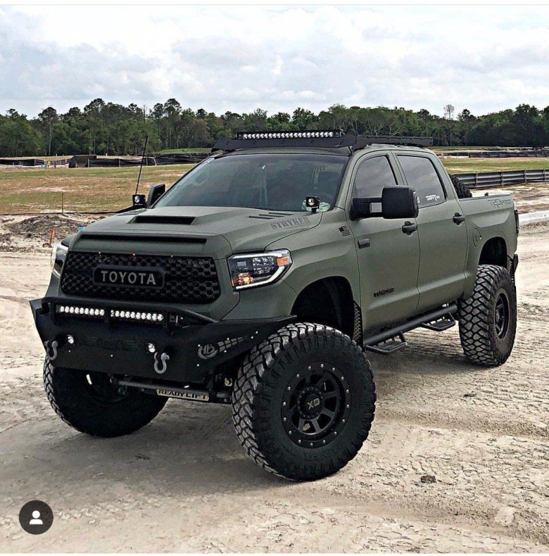 Toyota Tundra 4x4 2021