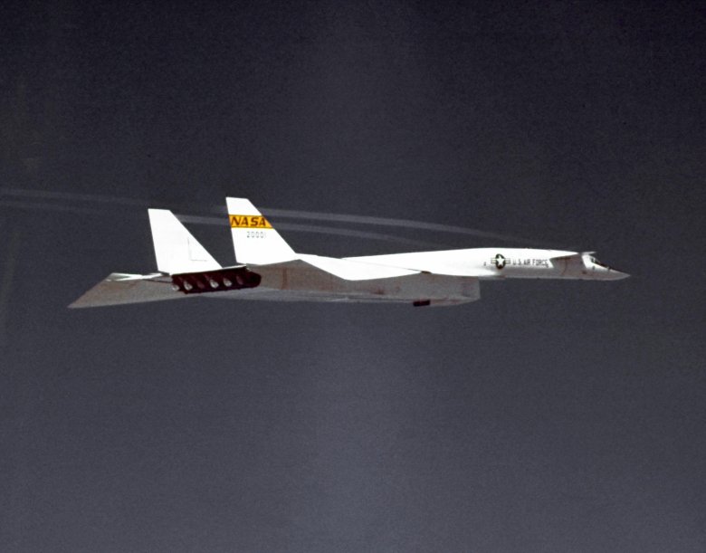 Самолет XB-70 Valkyrie