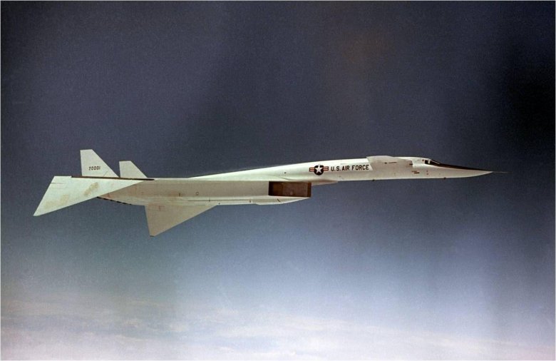 Самолет XB-70 Valkyrie