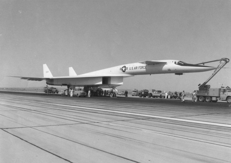 Самолет XB-70 Valkyrie