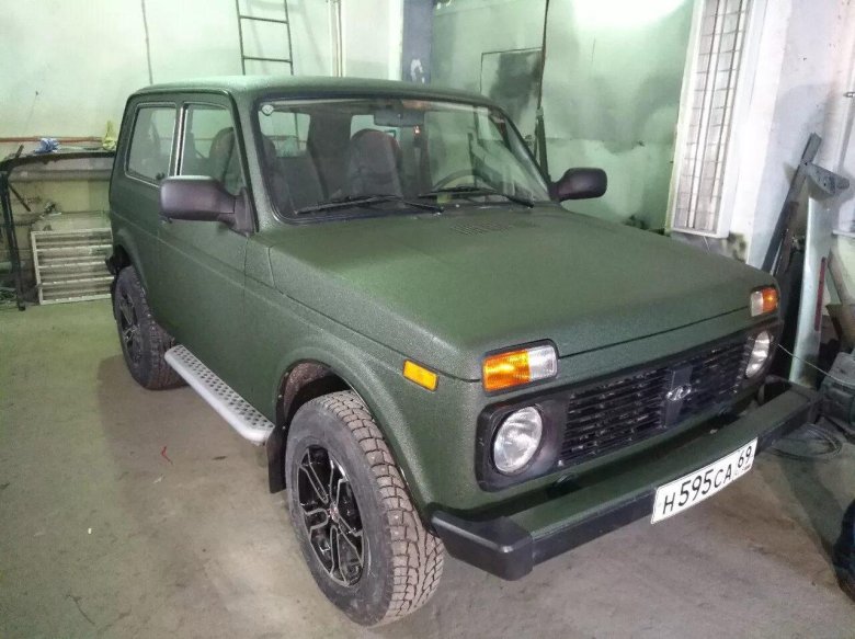 Цвет Несси Раптор Нива