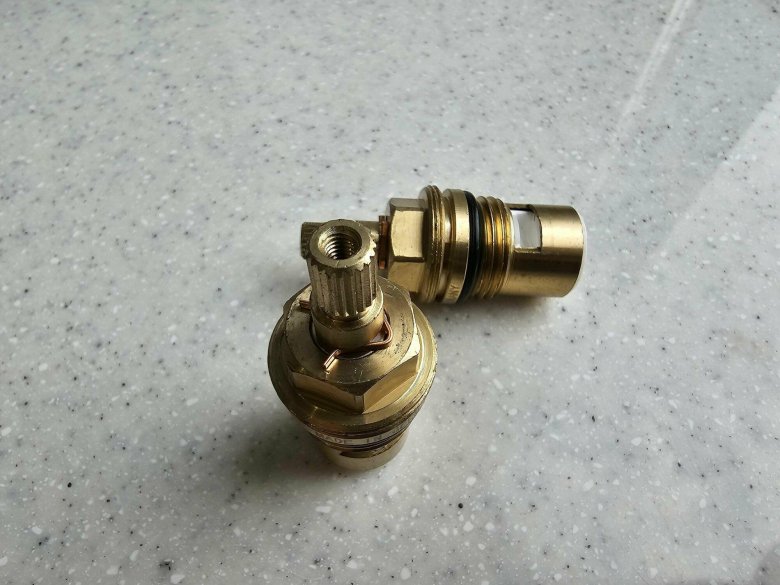 Кран букса Vidima