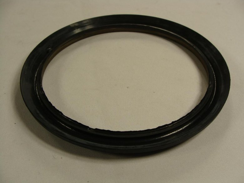 Манжета (пыльник) балансира КАМАЗ-6520 6520-2918180