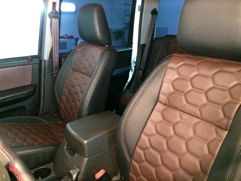 Чехлы УАЗ Патриот 2023