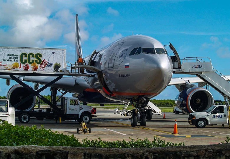 Доминикана самолет