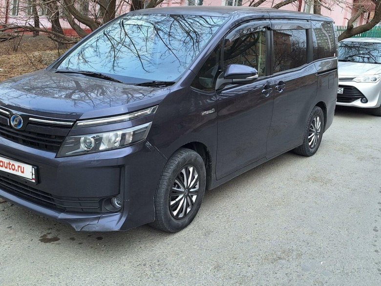 Тойота вокси 2017 гибрид