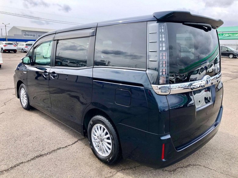 Тойота ноах гибрид