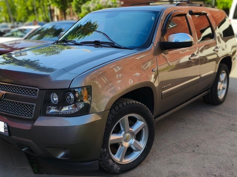 Chevrolet tahoe gmt 900