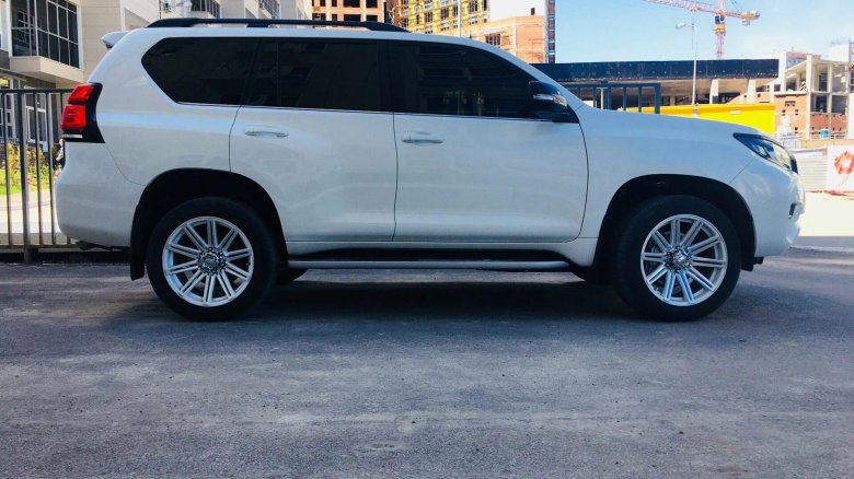 Toyota Land Cruiser Prado 150 Tuning