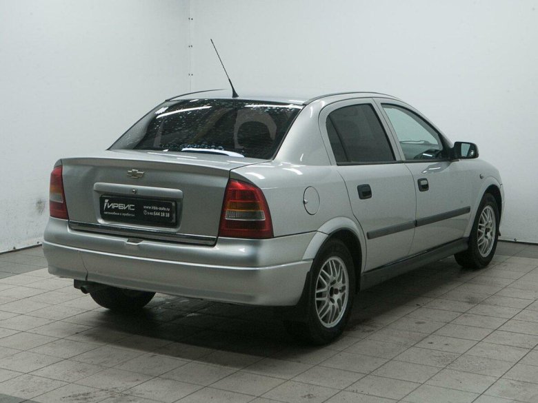 Шевроле Вива 1.8