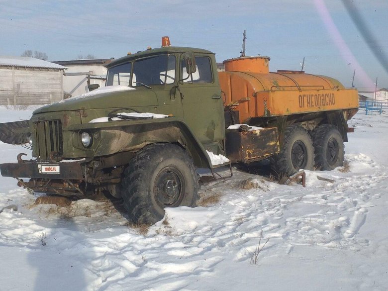 Урал 4320 бензовоз