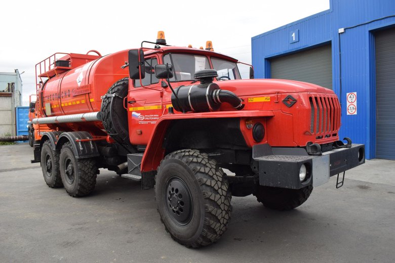Урал-4320 АЦН-10