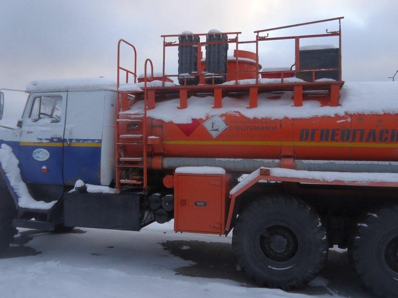 Урал топливозаправщик атз 10