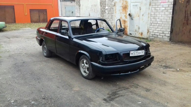 ГАЗ 3110 черная